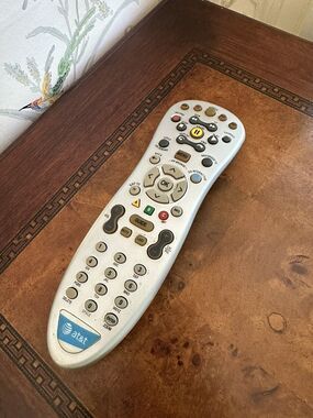 Genuine AT&T U-VERSE Universal Remote Control RC1534801/00 OEM